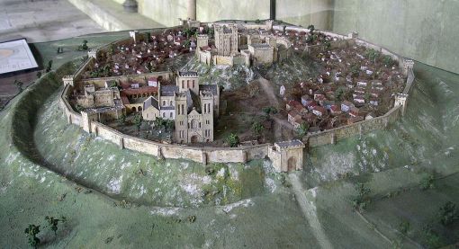 1200px-Old_Sarum_Model_from_West